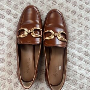 The perfect brown loafers! Love these so much preppy boat shoe
